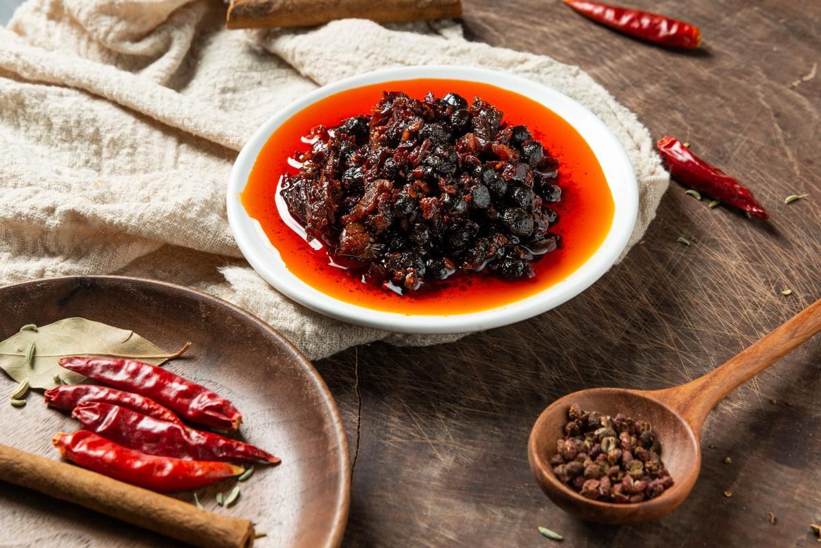醬料與薯?xiàng)l同線生產(chǎn)？揭秘食品企業(yè)“柔性爆單”背后的智能包裝新引擎